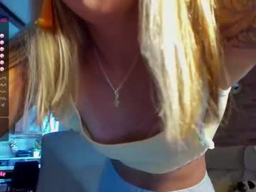 girl
        _mari_ cam image #1998142