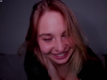 girl
        sweetmila1 cam image #4038777