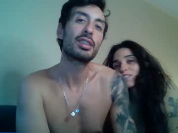 couple
        holycouple11 cam image #1607605
