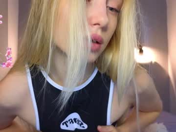 girl
        callme_star cam image #4418901
