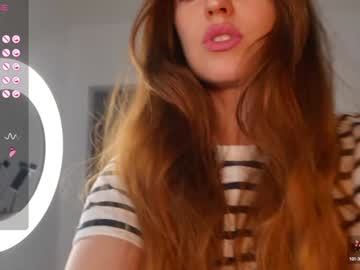 girl
        fazeyj cam image #4375291