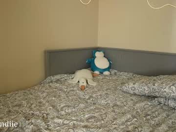 girl
        bestblondiiecb cam image #6844107