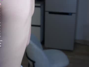 girl
        elvafoa cam image #6030724
