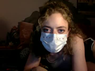girl
        sweetmarie223 cam image #3776909