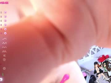 girl
        amaya_mori cam image #1207513