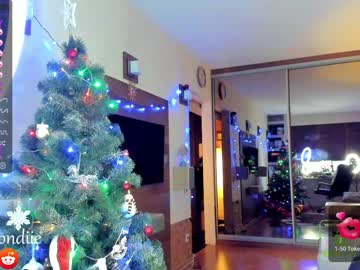 girl
        bestblondiiecb cam image #569996