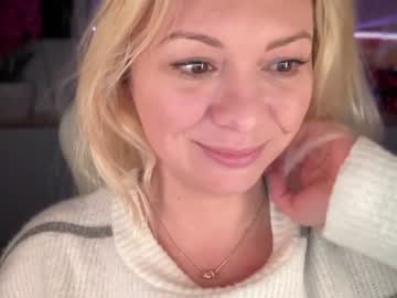 girl
        kiradivine cam image #3270738