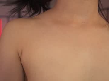 girl
        gigi_ulala cam image #3403297