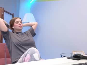 girl
        lovlybambi cam image #3657219