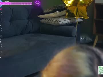 girl
        audreycarvin cam image #4545194