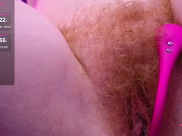girl
        daphnemadison cam image #5536225