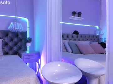 girl
        naomii_soto cam image #5923370