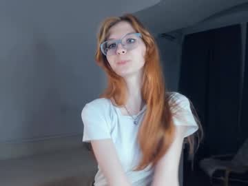 girl
        ballarising cam image #4398537