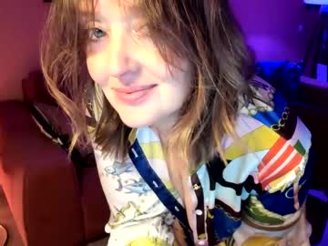 girl
        braingirl cam image #1979553