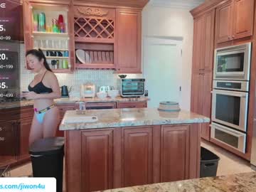 girl
        jiwon4u cam image #4631027