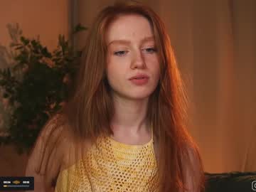 girl
        lizzy_blaze cam image #4695615