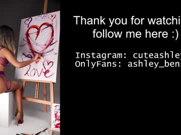 girl
        ashley_benson1 cam image #5373322