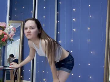girl
        kriskras__ cam image #1064591