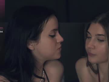 couple
        vivid_girls cam image #4541346