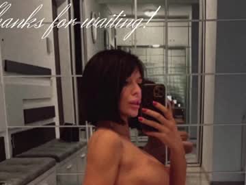 girl
        ingridblondy94 cam image #143834