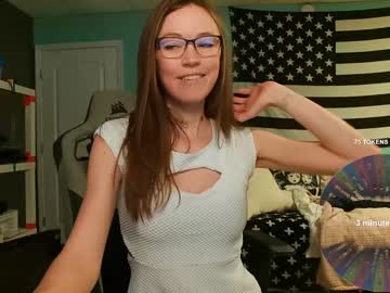 girl
        anabelleleigh cam image #6626097