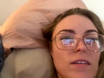 girl Nude Cam Girls Playing Games with missypriss23