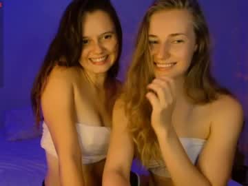 couple Nude Cam Girls Playing Games with sunshine_soul