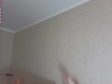 girl
        u_needed_me_ cam image #1887280