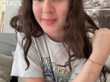 girl
        frenchava cam image #6260101