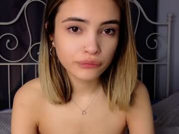 girl
        babyface_cb cam image #4129803