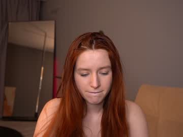 girl
        toxl cam image #3974699