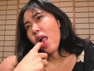girl
        maybenanako cam image #6857143