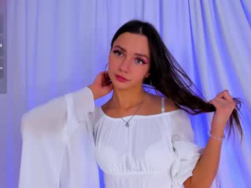 girl
        claire_amoure cam image #5383080