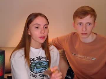 couple
        julsweet cam image #4573061