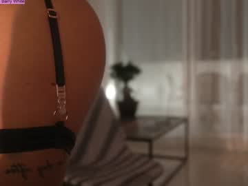 girl
        jseductiveart cam image #6283733