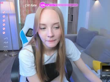 girl
        lolliis cam image #2205273