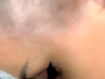 girl
        dee_waters cam image #5055103