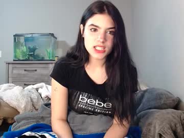 girl
        selena_steele cam image #6162936