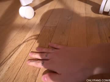 girl
        bailey_eilish cam image #2602671