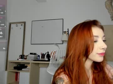 girl
        thecosmicgirl cam image #7016455