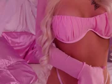 girl
        jollly_belle cam image #6451167