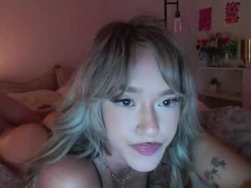 girl
        themykalaxo cam image #6571748