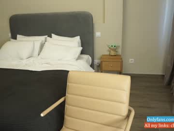 girl
        chloewildd cam image #1526823