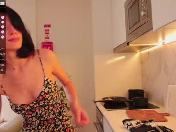 girl
        _darsy cam image #770941