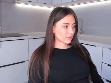 girl
        isabellajasmine cam image #2802562