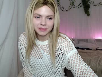 girl
        cutie_kendy cam image #2682636