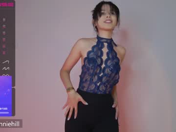 girl
        anniehillofficial_ cam image #1972842