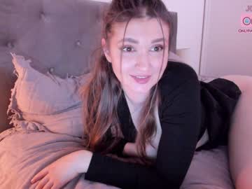girl
        aalliyahh cam image #1528223