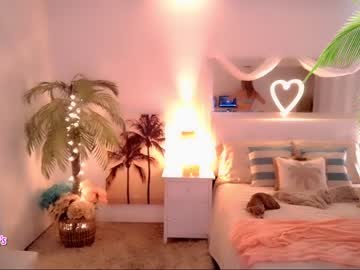 girl
        amyvalentine cam image #2263015