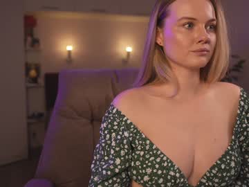 girl
        your_kat cam image #6696967